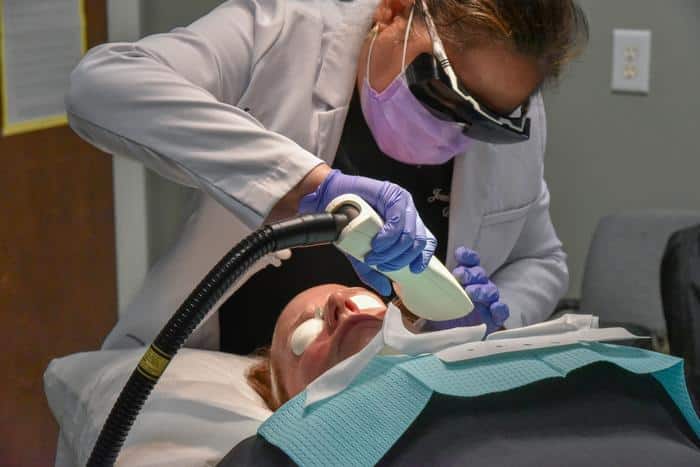 Peninsula-dermatology-carol-ipl-therapy-action-photos-26-3 Intense pulsed light therapy treatment patient dermatologist